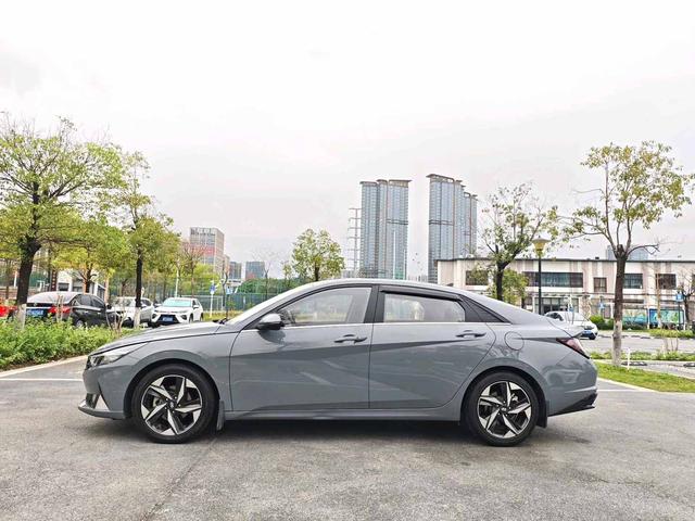 Hyundai Elantra 2021 1.5L CVT GLX Elite – фото 4