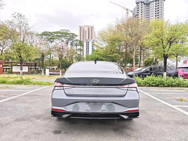 Hyundai Elantra 2021 1.5L CVT GLX Elite – фото 5