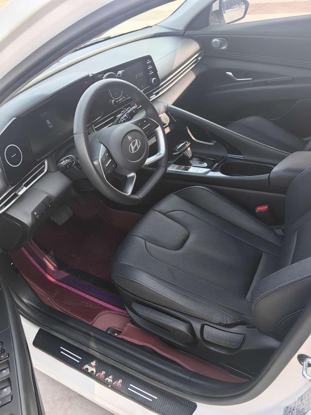 Hyundai Elantra 2023 1.5L CVT GLX Elite – фото 8