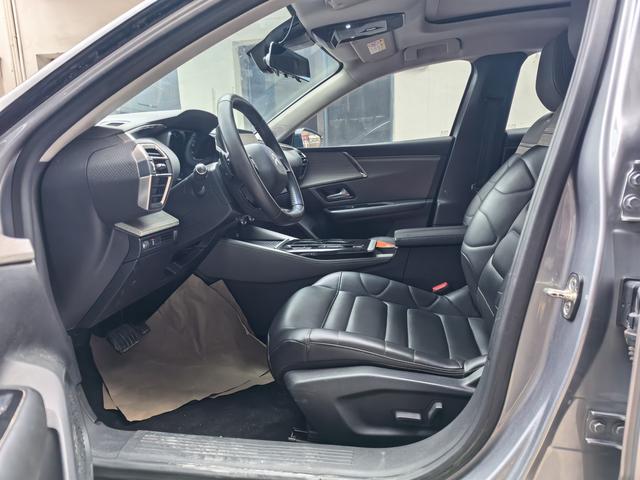 Citroën C5 X 2022 1.6T Enjoy the Extraordinary Tiger Year Special – фото 5