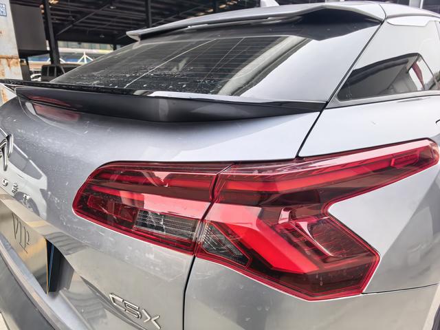 Citroën C5 X 2022 1.6T Enjoy the Extraordinary Tiger Year Special – фото 11