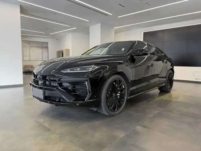 Urus SE 2026 Model 4.0T Standard Model
