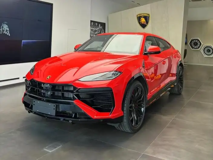 Urus SE 2025 Model 4.0T Standard Model