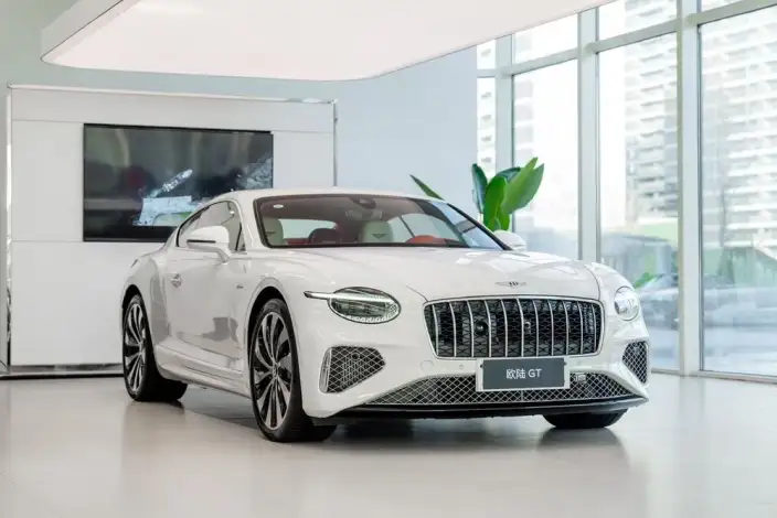 Continental PHEV 2026 Model GT Yadu Edition