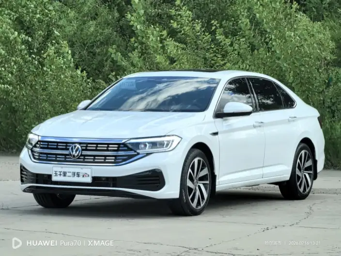 Volkswagen Sagitar 2023 Model 300TSI DSG Beyond Edition
