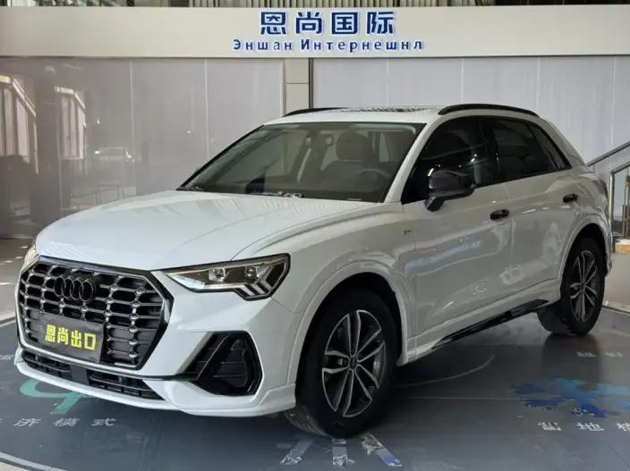 AUDI Q3 2022 Model 35 TFSI Fashion Dynamic Model
