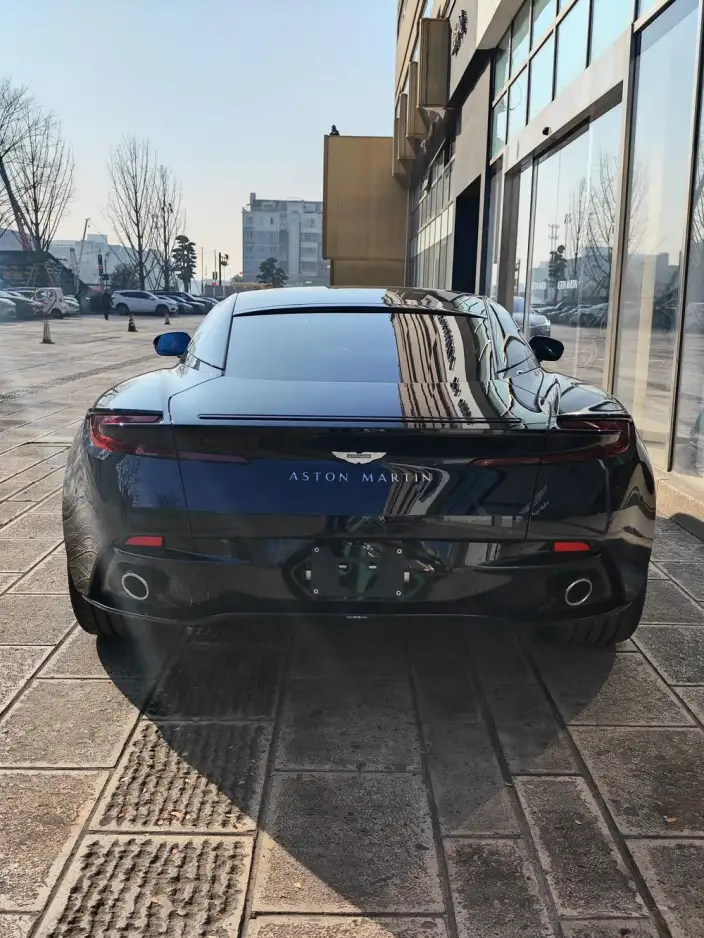 Aston Martin DB12 2024 Model 4.0T V8 Coupe