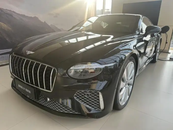Continental PHEV 2026 Model GT