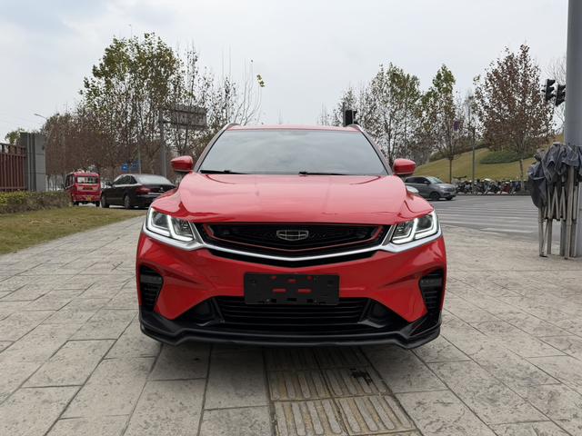 Geely Binyue Модель 2019 года 260T DCT Youxia Motors National V – фото 3