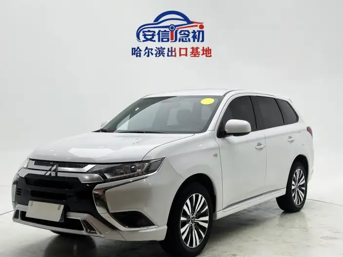 Mitsubishi Outlander 2021 Model 2.0L 2WD Smooth Ride Edition 5 seat