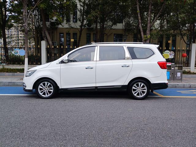 Baojun 730 2016 1.5T Manual Luxury 7-seat – фото 3
