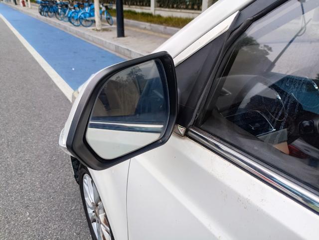 Baojun 730 2016 1.5T Manual Luxury 7-seat – фото 22