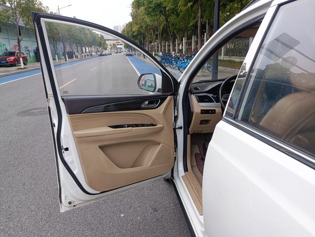 Baojun 730 2016 1.5T Manual Luxury 7-seat – фото 23