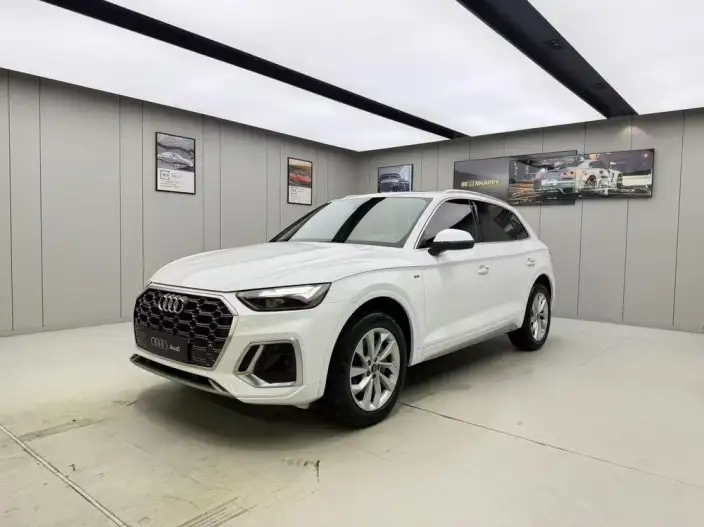 Audi Q5L 2022 Model Facelift 40T Luxury Dynamic Model