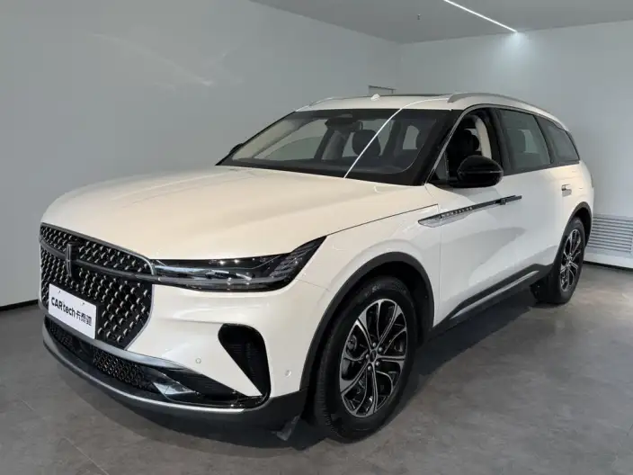 Nautilus 2023 Model 2.0T 4WD Exclusive Edition