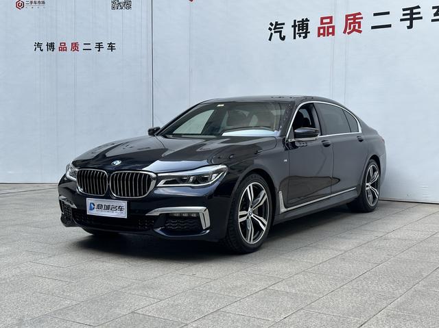 BMW 7 Series Модель 2018 года 740Li Leading M Sports Set – фото 1