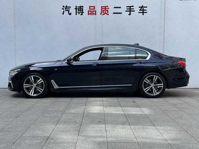 BMW 7 Series Модель 2018 года 740Li Leading M Sports Set – фото 4
