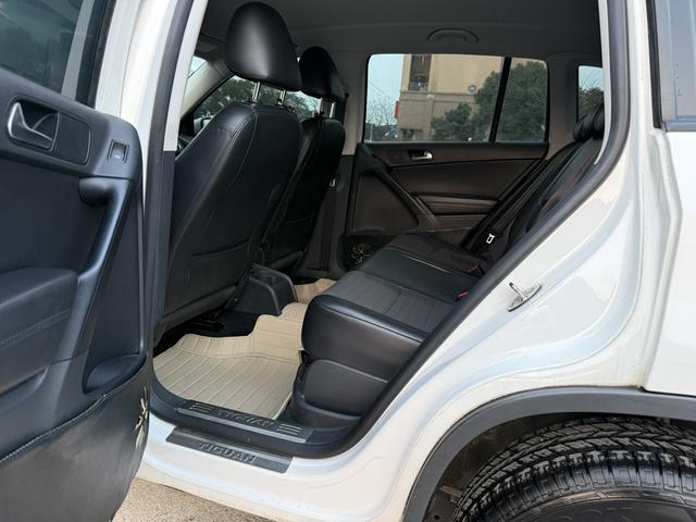 Volkswagen Tiguan 2015 1.8TSI Automatic 2WD Style – фото 9
