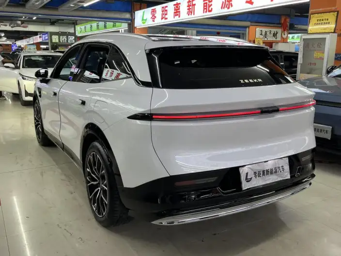 ZEEKR 7X 2025 Model 100kWh Long Battery Life Pro Rear Drive Smart Driving Edition