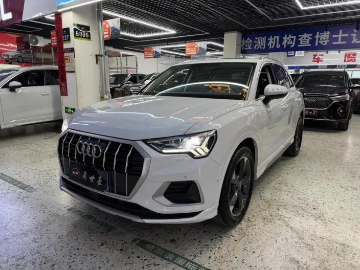 AUDI Q3 2022 Model 35 TFSI Fashion Dynamic Model