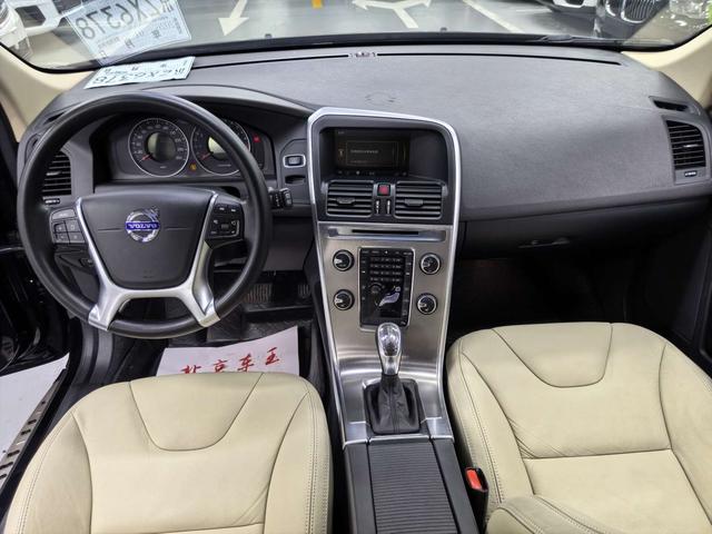 Volvo XC60 Imported 2013 T6 AWD Comfort – фото 4