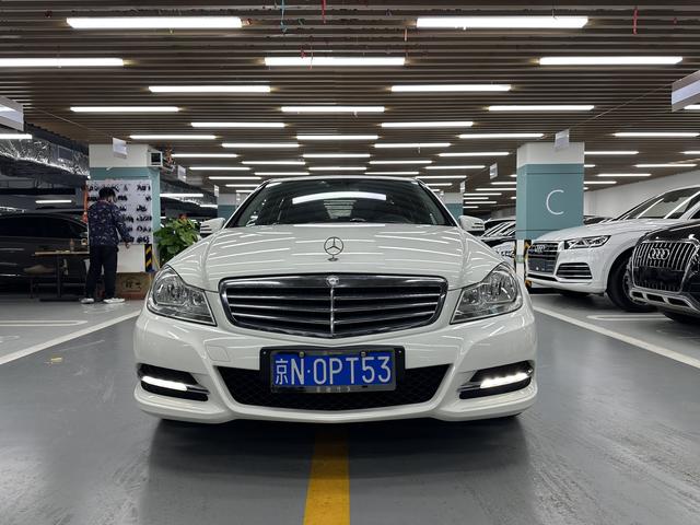 Mercedes-Benz C-Class 2011 модификация C 180K Classic тип – фото 3