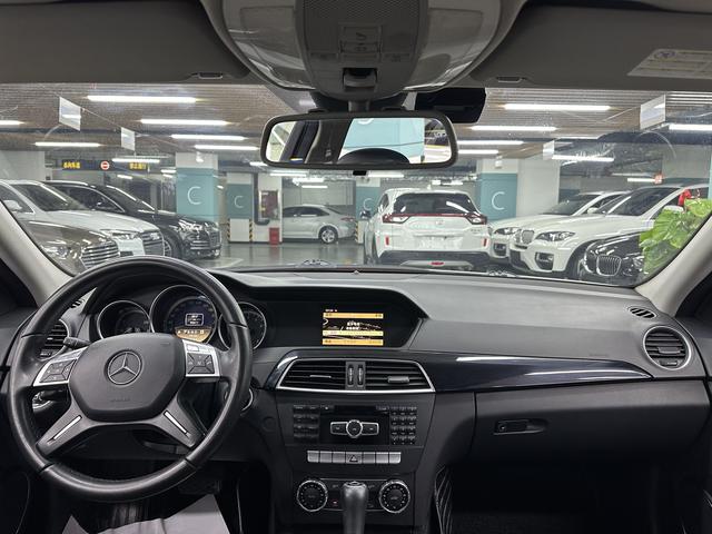 Mercedes-Benz C-Class 2011 модификация C 180K Classic тип – фото 4