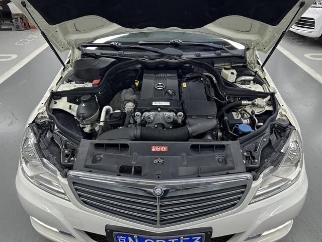 Mercedes-Benz C-Class 2011 модификация C 180K Classic тип – фото 12