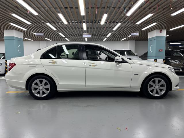Mercedes-Benz C-Class 2011 модификация C 180K Classic тип – фото 13
