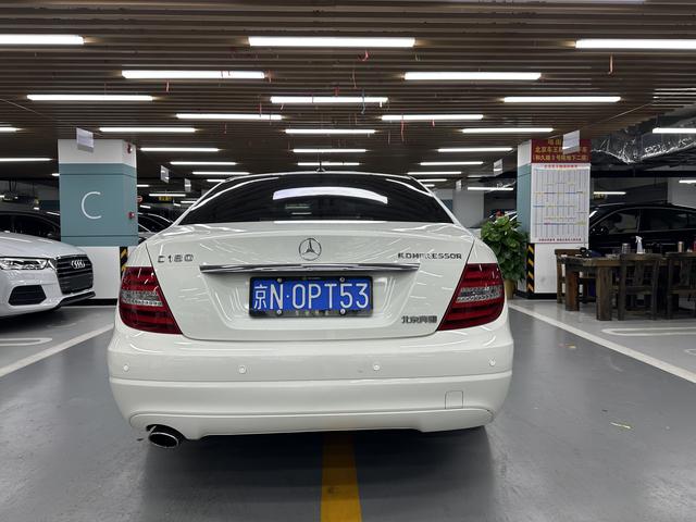 Mercedes-Benz C-Class 2011 модификация C 180K Classic тип – фото 15