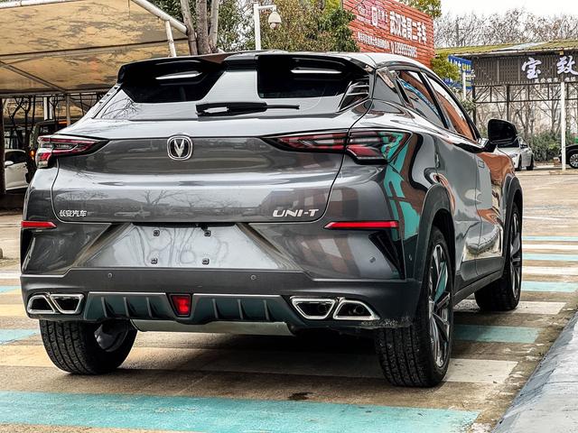 Changan UNI-T Модель 2020 года 1.5T Prestige – фото 6