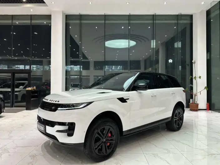 Range Rover Sport 2023 Model 3.0 L6 S
