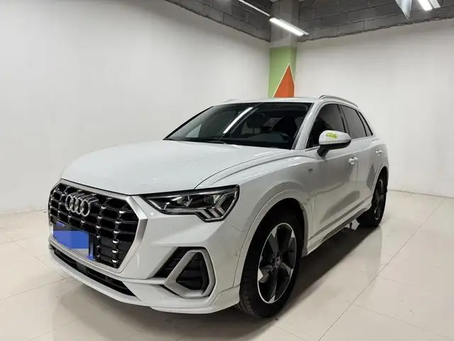 AUDI Q3 2023 Model 35 TFSI Fashion Dynamic Model