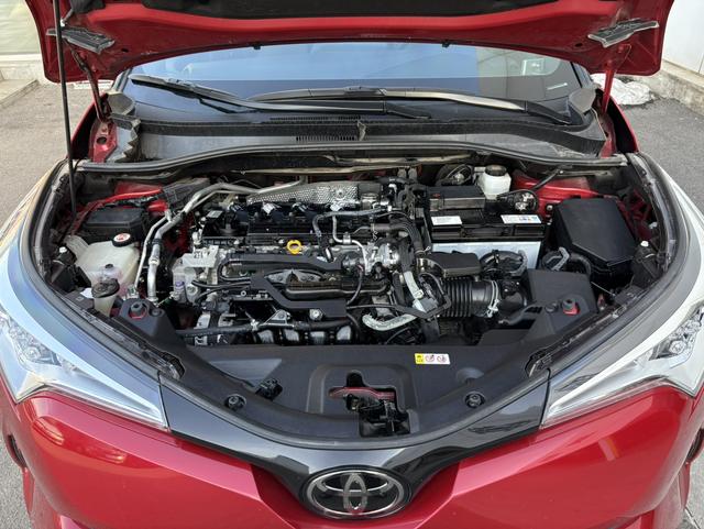 Toyota C-HR 2018 2.0L Leading China V – фото 11