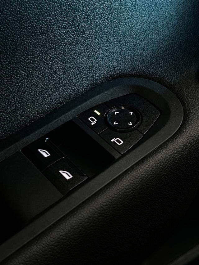 MINI COOPER Electric 2024 COOPER E Classic – фото 13