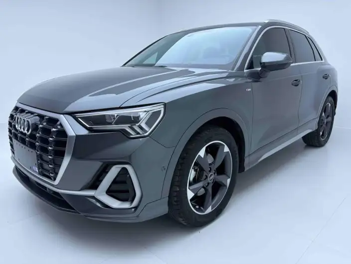 AUDI Q3 2022 Model 35 TFSI Fashion Dynamic Model