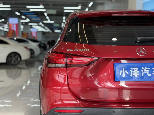 Mercedes-Benz GLA Модель 2020 года GLA 180 – фото 9