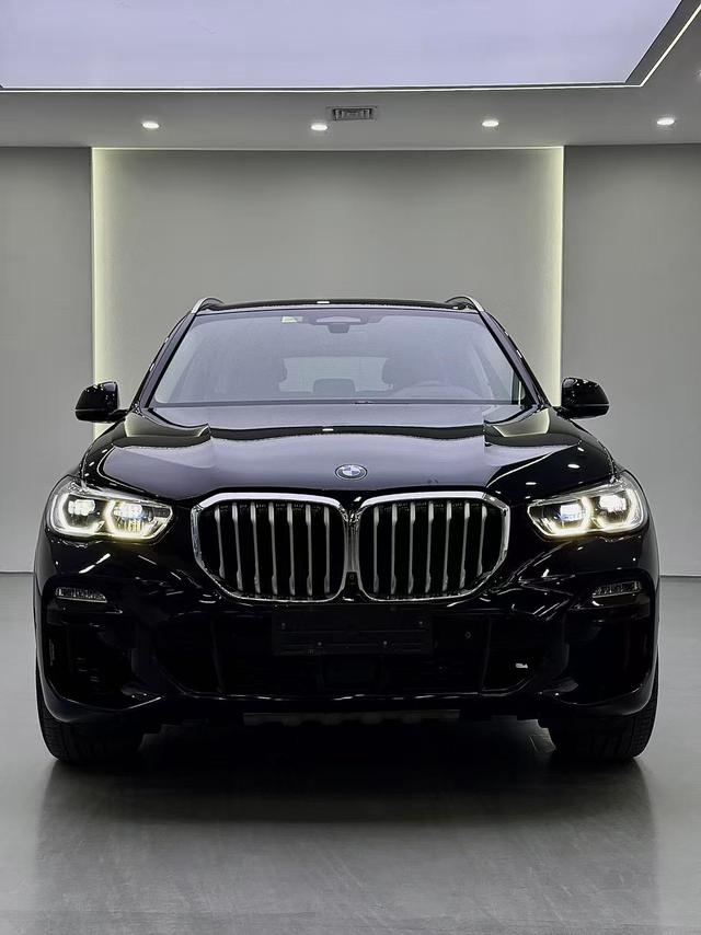 BMW X5 Imported Модель 2019 года xDrive40i Exclusive M Sports Set – фото 3