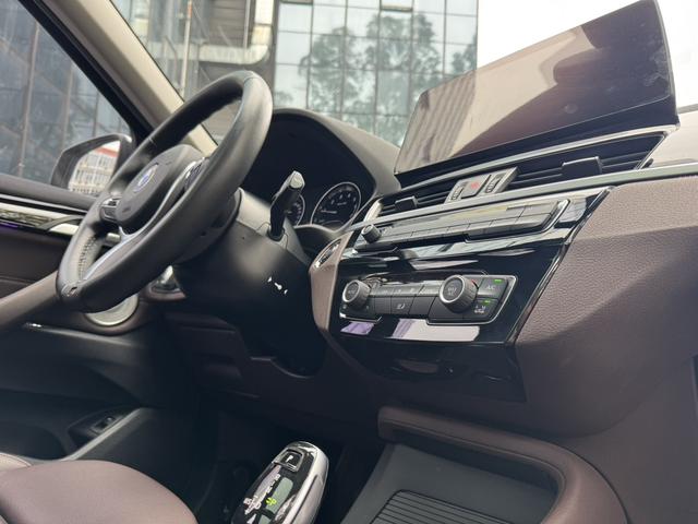 BMW X1 2021 sDrive25Li Leader – фото 8
