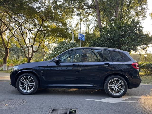 BMW X3 Модель 2018 года xDrive28i M Sports Set National V – фото 18