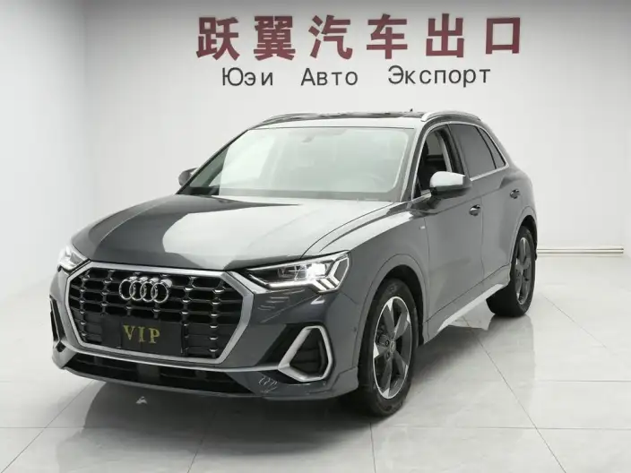 AUDI Q3 2023 Model 35 TFSI Fashion Dynamic Model