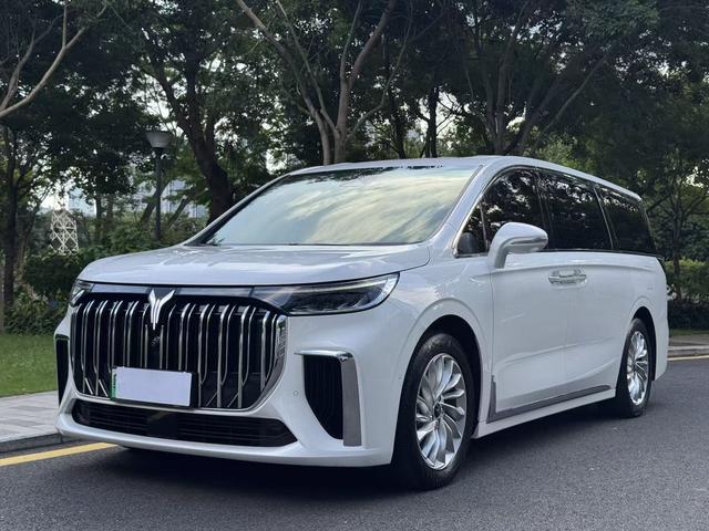 VOYAH Dreamer PHEV 2024 Ultra-Long Range Premium