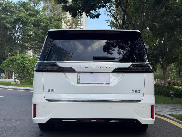 VOYAH Dreamer PHEV 2024 Ultra-Long Range Premium – фото 13