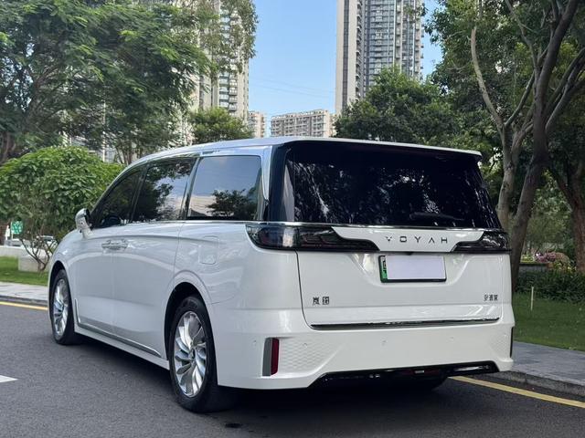 VOYAH Dreamer PHEV 2024 Ultra-Long Range Premium – фото 14