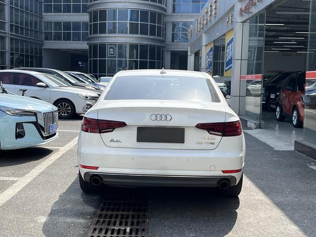 Audi A4L 2017 Plus 40 TFSI Entry – фото 6