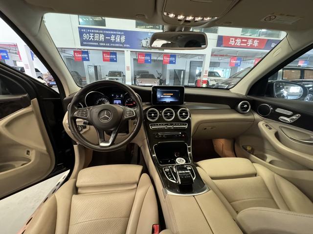 Mercedes-Benz GLC 2016 GLC 260 4MATIC Dynamic – фото 9