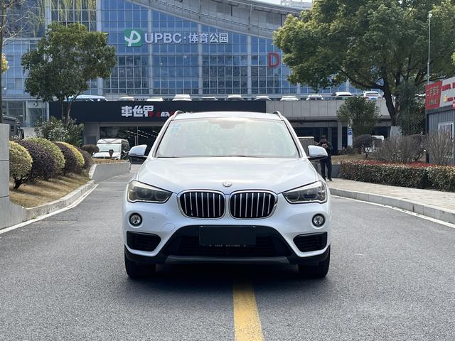 BMW X1 2016 sDrive18Li Premium – фото 2