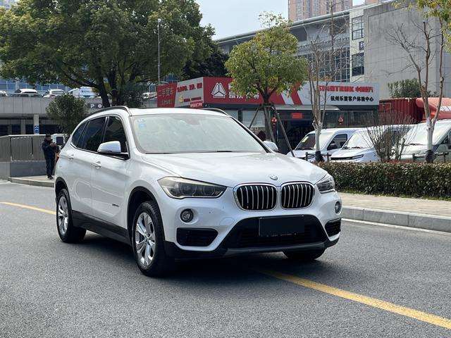 BMW X1 2016 sDrive18Li Premium – фото 3