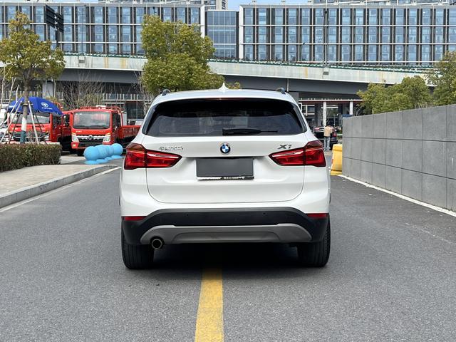 BMW X1 2016 sDrive18Li Premium – фото 5