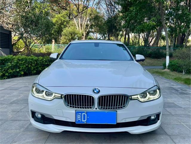 BMW 3 Series 2019 320Li Style – фото 2